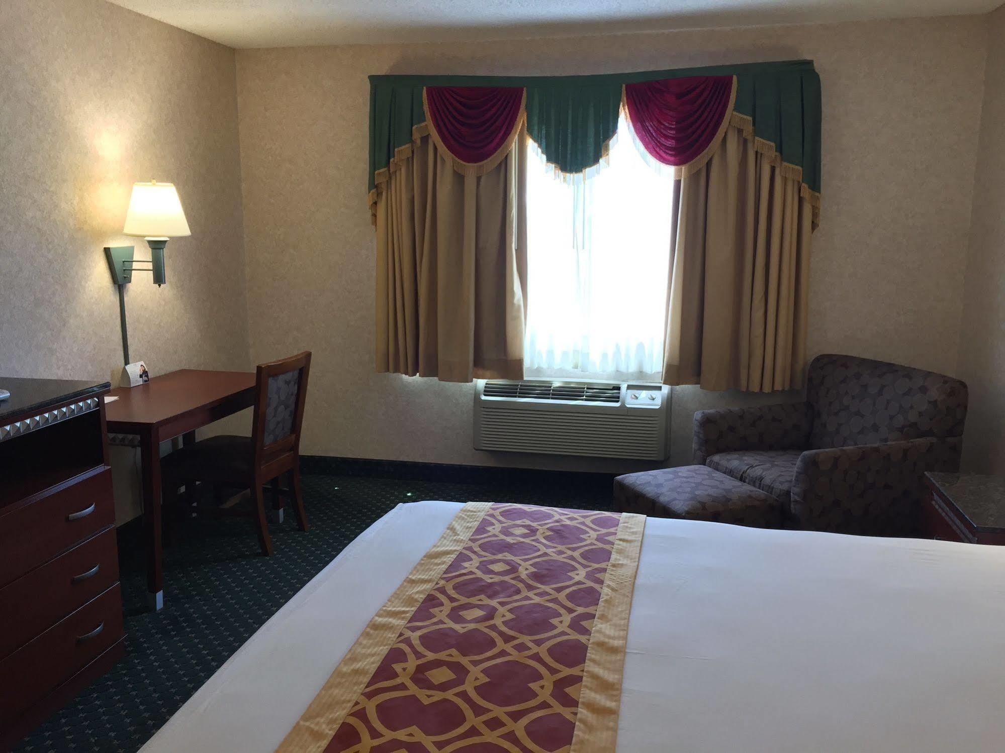 Hotel Triplodge Of Santa Clarita